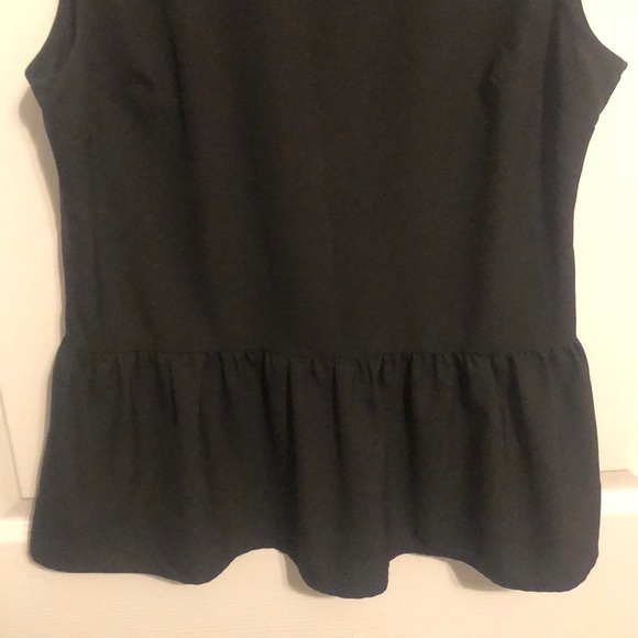 Cute peplum top! - Picture 4 of 4